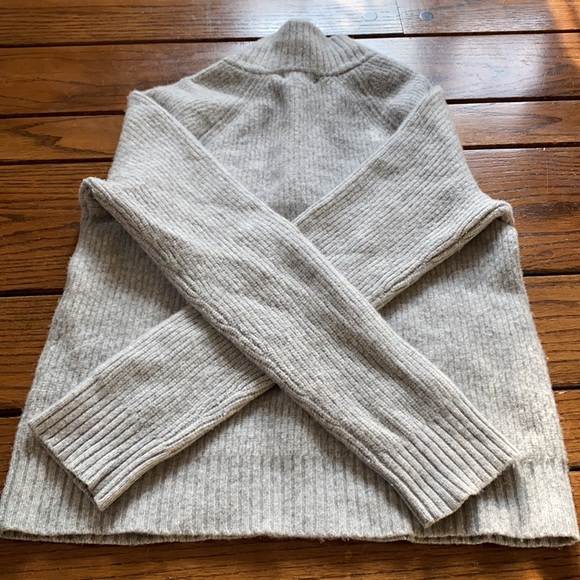 Wool Sweater - Picture 12 of 14